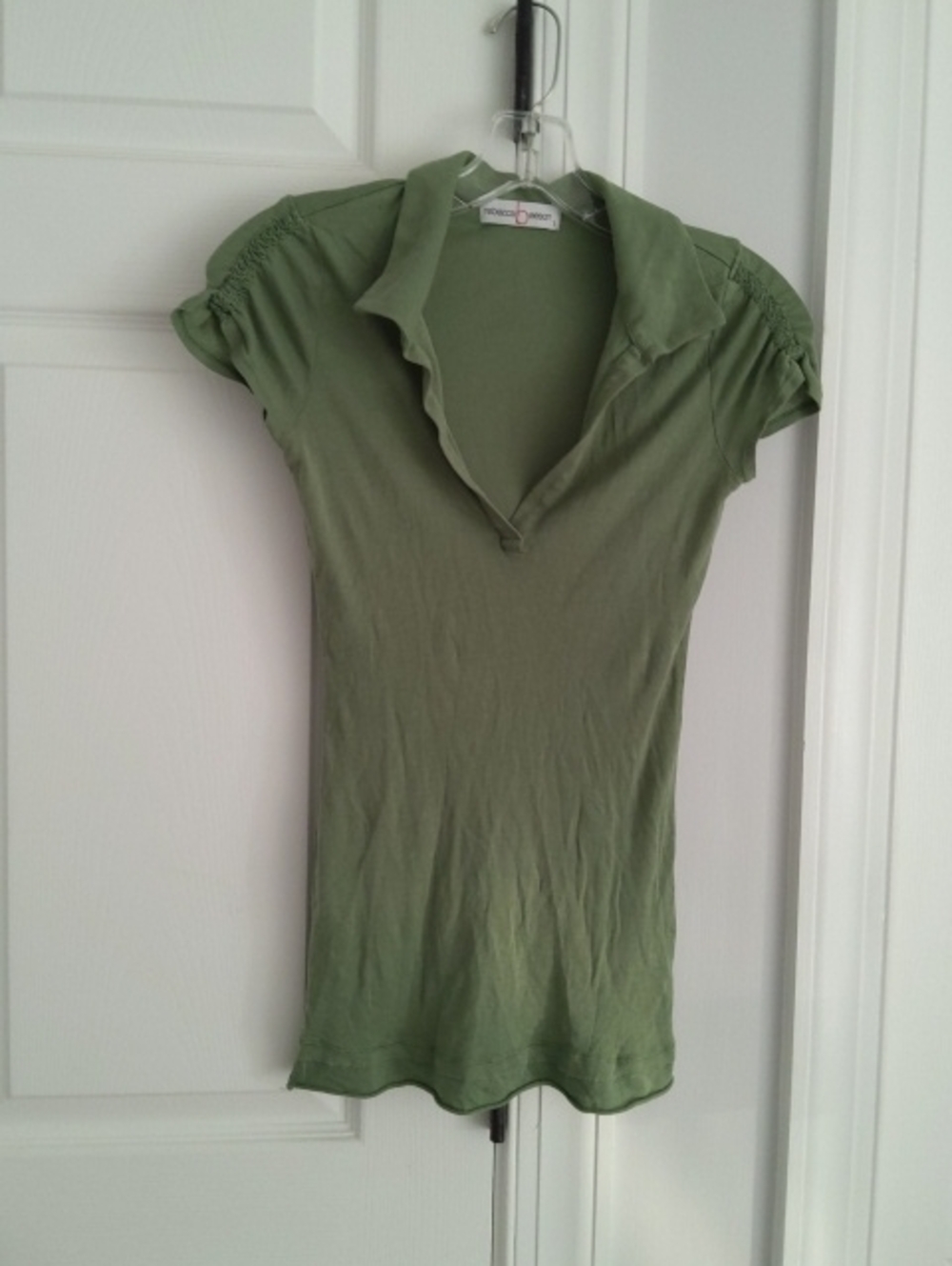 REBECCA BEESON💥Nwot💥 Olive Green Polo-Style Short Sleeve Top